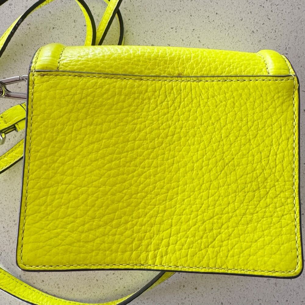 Marc Jacobs Women's Top Schooly Jax Mini‎ Bag Safety Yellow - Picture 3 of 11